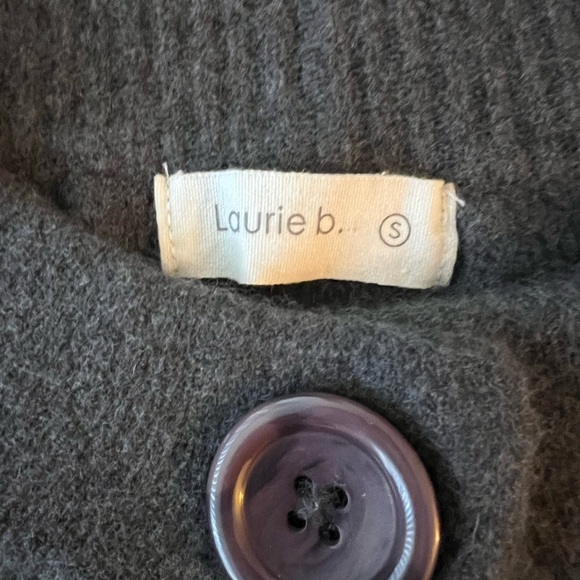 Beautiful Wool/Angora Laurie B. sweater - Picture 3 of 3